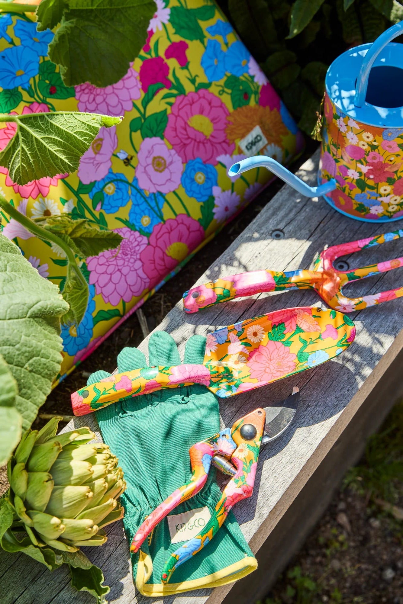 Follow The Sun Yellow Garden Tools and Gloves Set