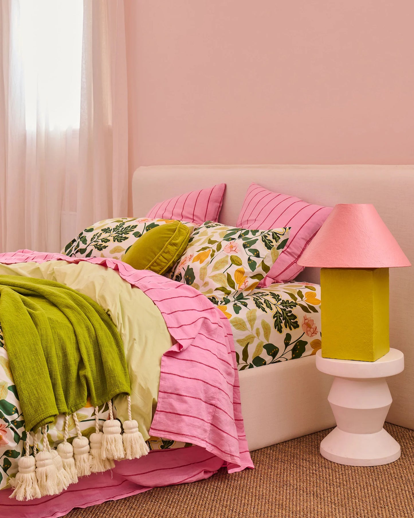 Sicilian Cannoli TasselThrow