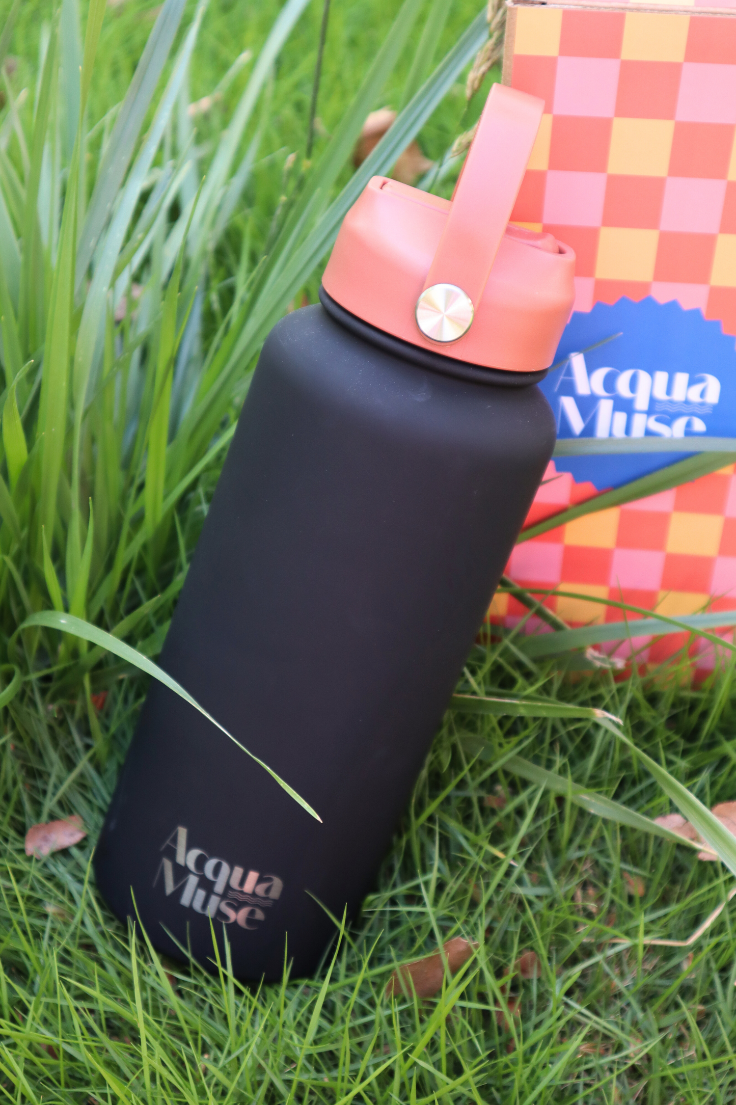 Acqua 1L Bottle (Black/Brick)