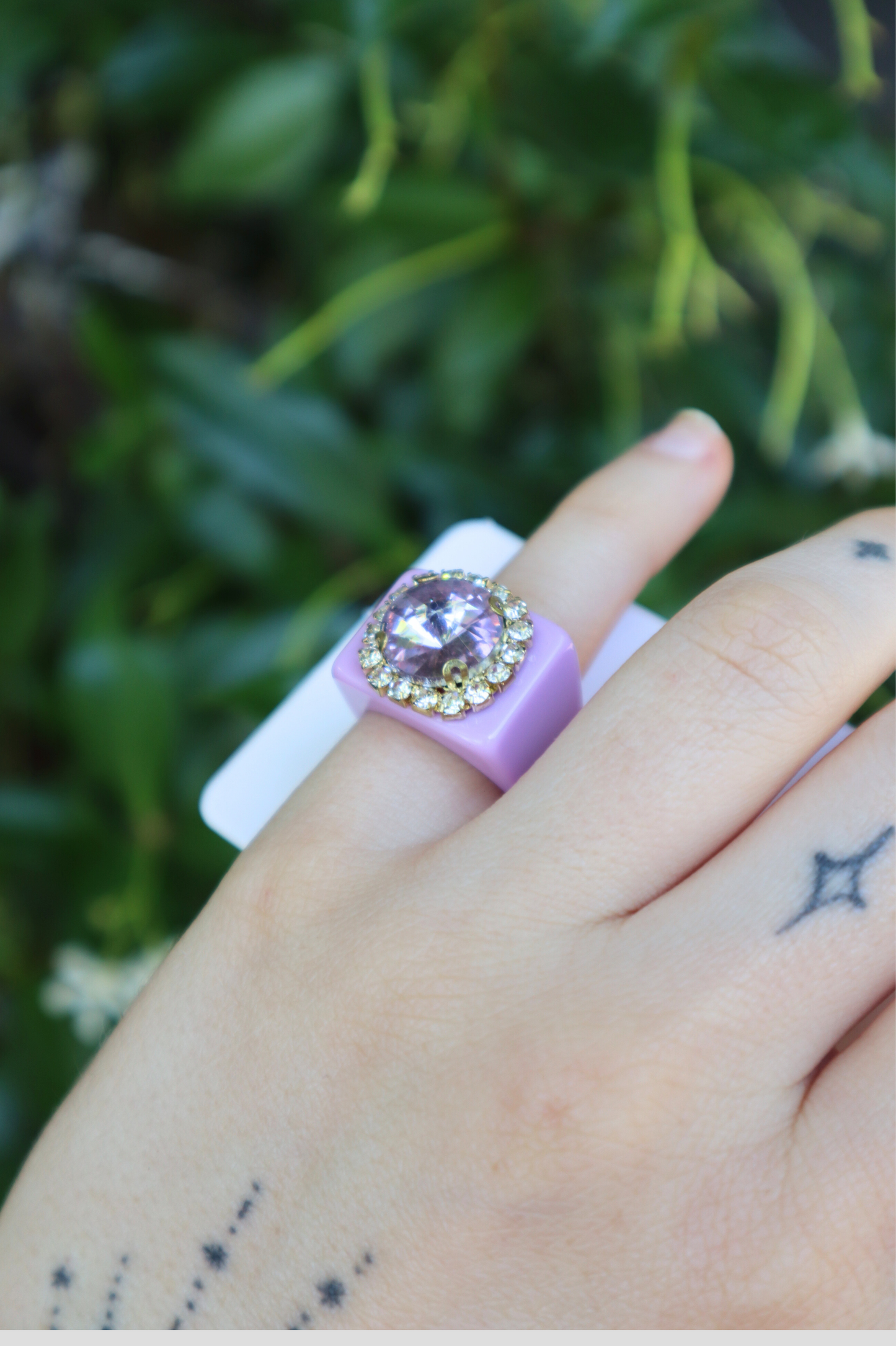 Chunky Rhino Ring (Pink/Viol)