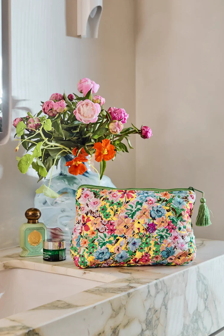 Alfresco Quilted Toiletry Purse