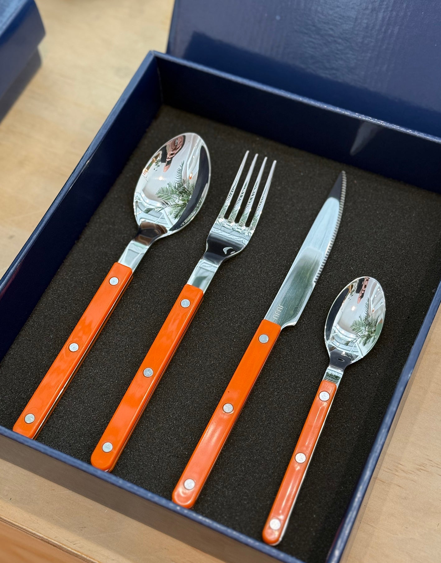 4pc Bistrot Cutlery Set (Fire)