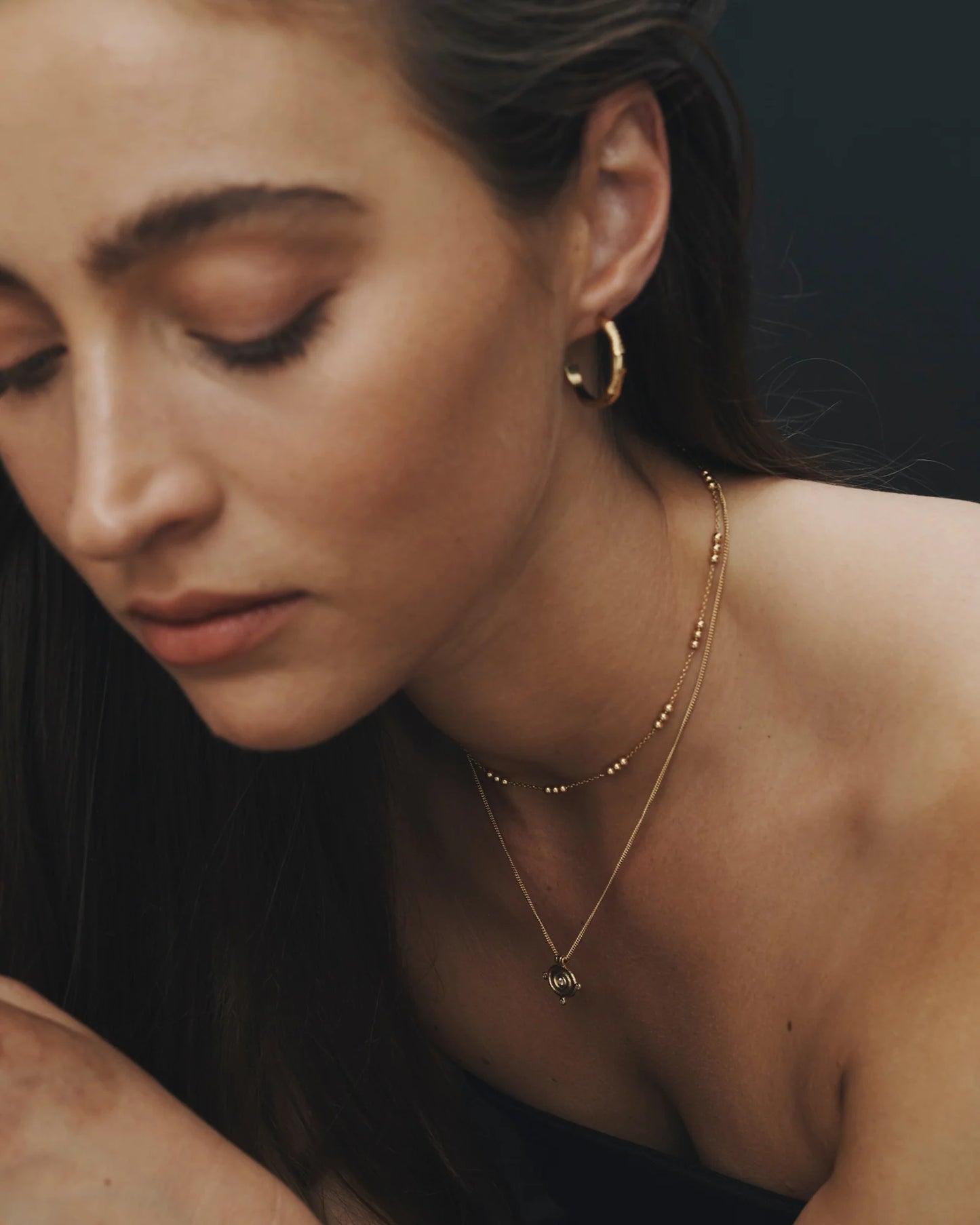 Reign Oval Necklace (Gold)