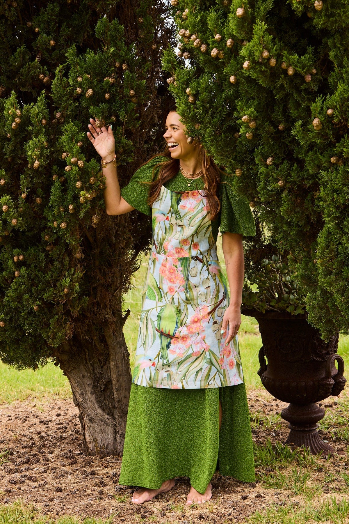 Bush Waltz Apron