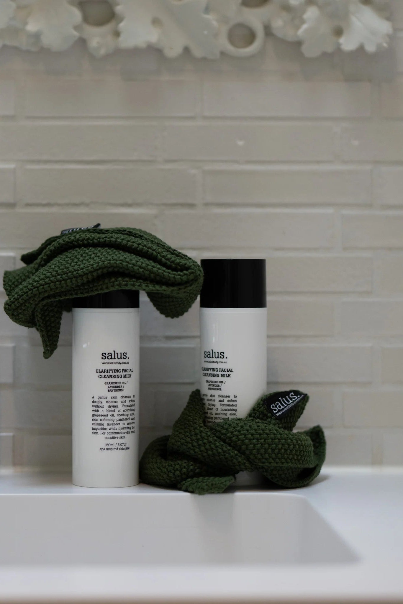 Clarifying Facial Cleansing Milk