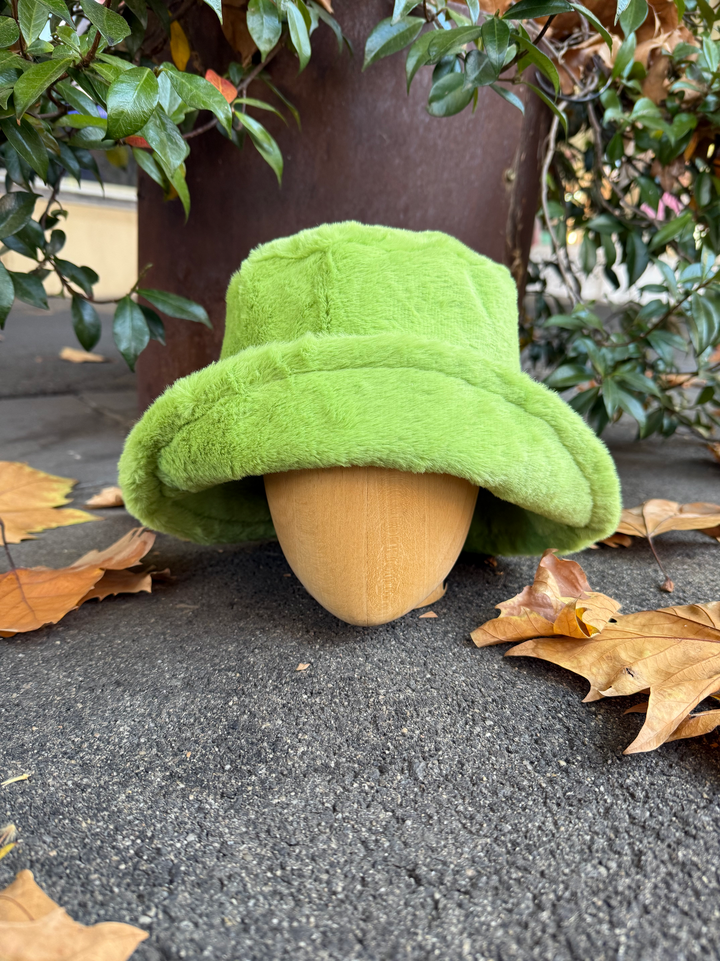 Furry Bucket Hat (Green)