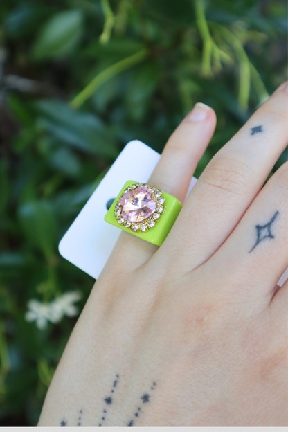 Chunky Rhino Ring (App/Pink)