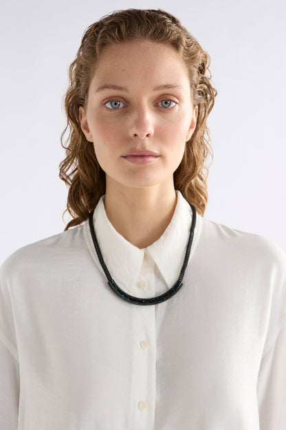 Alsmen Necklace (Black)