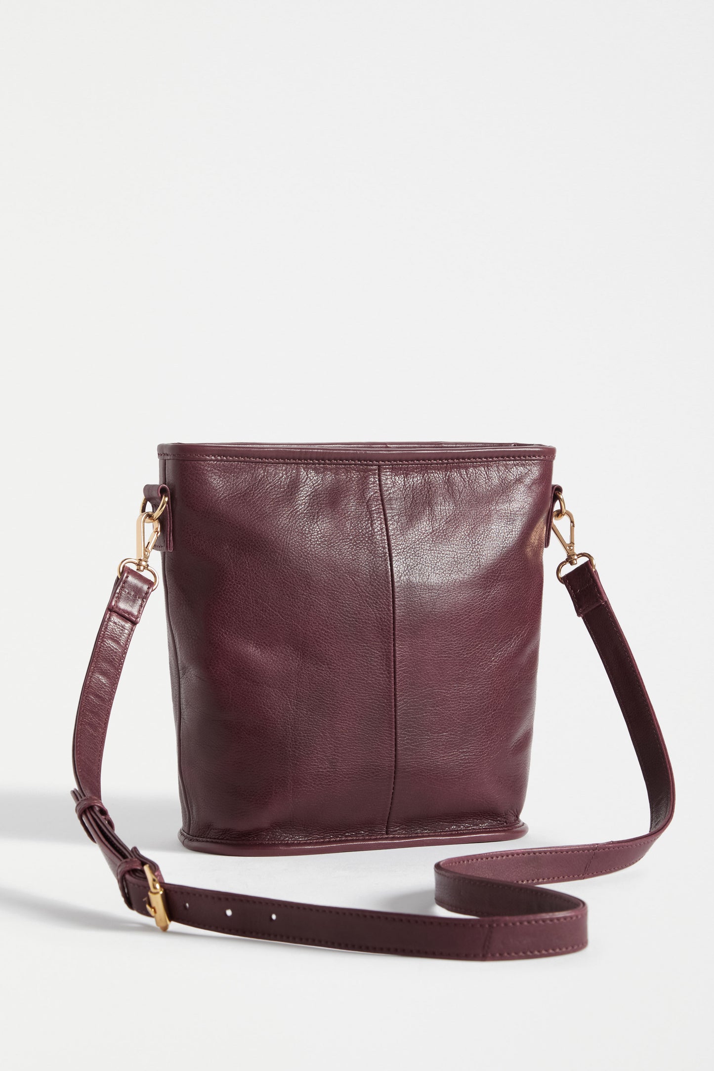 Kolvi Crossbody Bag (Bordeaux)